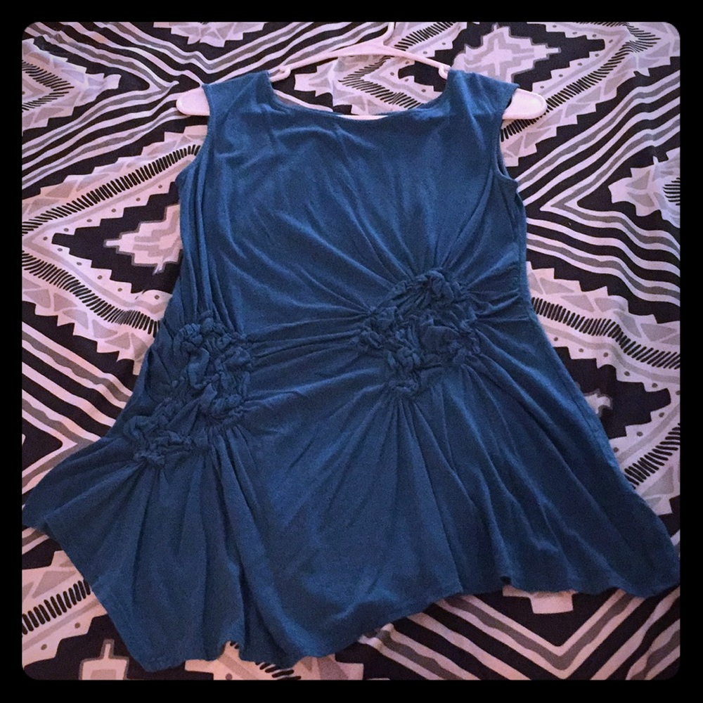 Adobe Star size small blue sleeveless shirt